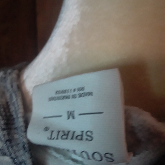 Gray Crew Neck Sweatshirt Size Womans Medium Size Blouse Sweater Crewneck - Picture 2 of 3